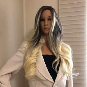 ombré blonde long wig coffee cream bleach blonde beach wave wig 28” NWT